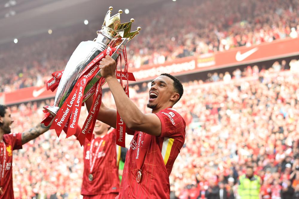 2-1！张帅晋级16强，决胜盘连输4局拒绝逆转，赛后振臂怒吼