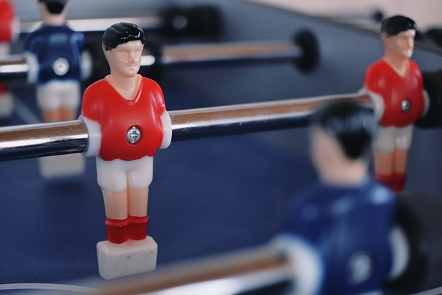 克亚尔：莱奥要变得更稳定，他能成为世界上最好的球员之一